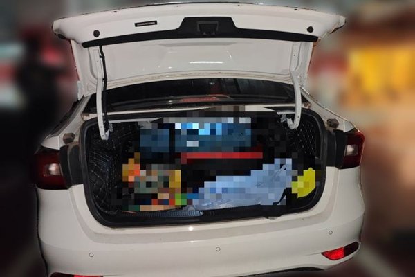 Roewe i5 2020, 87200 км, за 5554 USD - фото 16