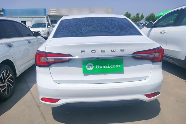 Roewe i5 2020, 87899 км, за 5911 USD