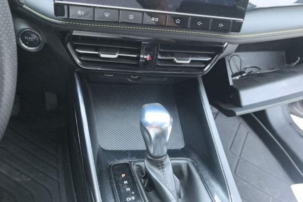 Roewe i5 2021, 120600 км, за 7356 USD - фото 15
