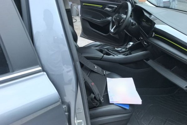 Roewe i5 2021, 120600 км, за 7356 USD - фото 19