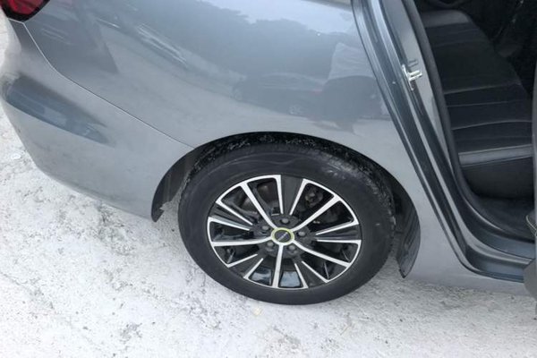 Roewe i5 2021, 120600 км, за 7356 USD - фото 11