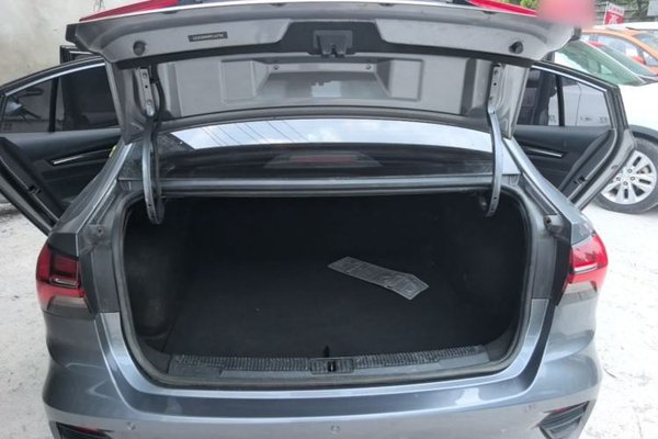Roewe i5 2021, 120600 км, за 7356 USD - фото 22