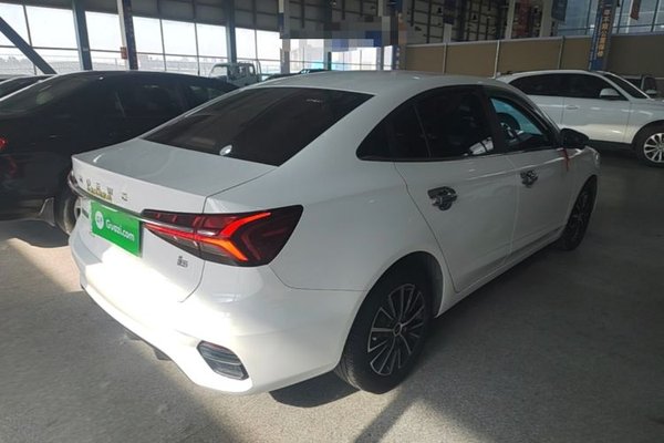 Roewe i5 2021, 55199 км, за 7017 USD - фото 6