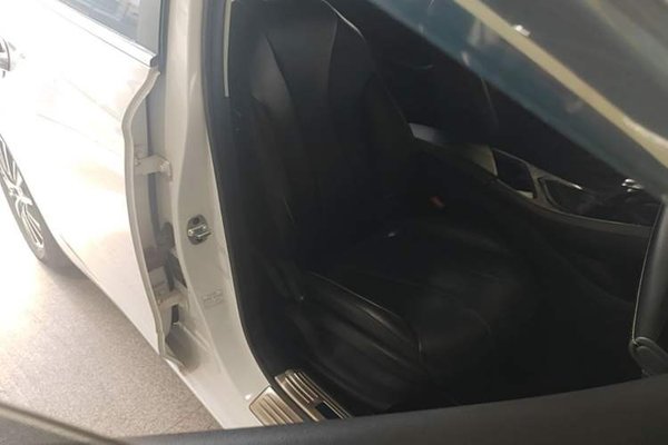 Roewe i5 2021, 55199 км, за 7017 USD - фото 23
