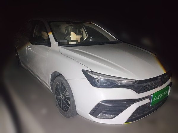 Roewe i5 2021, 75000 км, за 6459 USD