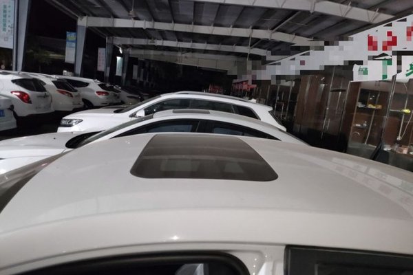 Roewe i5 2023, 100 км, за 9877 USD - фото 7