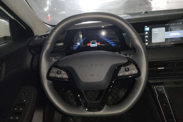 Roewe i5 2023, 100 км, за 9877 USD - фото 13