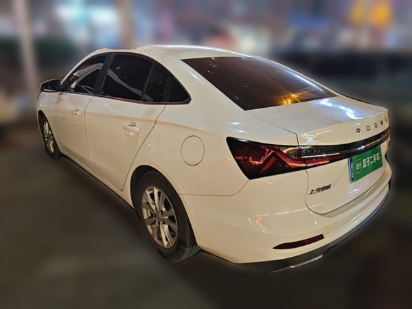 Roewe i5 2023, 10500 км, за 7800 USD - фото 7