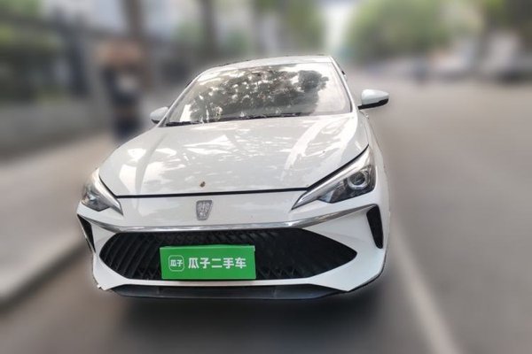 Roewe i5 2023, 49700 км, за 6285 USD