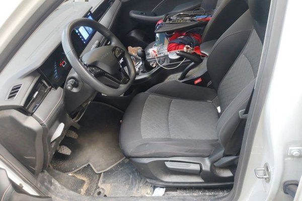 Roewe i5 2023, 49700 км, за 6285 USD - фото 12