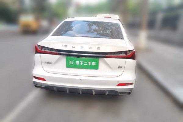 Roewe i5 2023, 49700 км, за 6285 USD