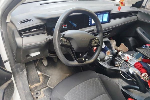 Roewe i5 2023, 49700 км, за 6285 USD - фото 7