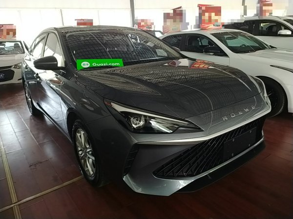 Roewe i5 2026, 7700 км, за 9555 USD