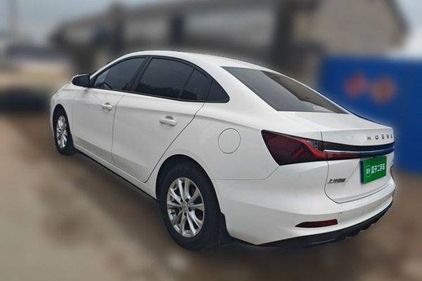 Roewe i5 2026, 5600 км, за 7290 USD