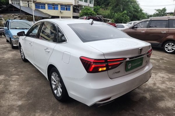 Roewe i6 2017, 148600 км, за 4818 USD