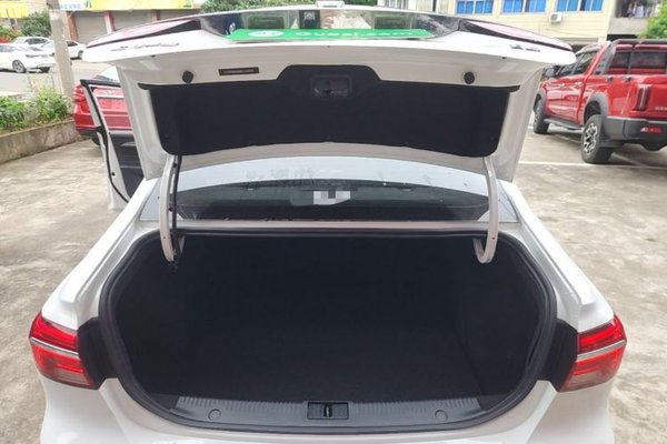 Roewe i6 2017, 148600 км, за 4818 USD - фото 22