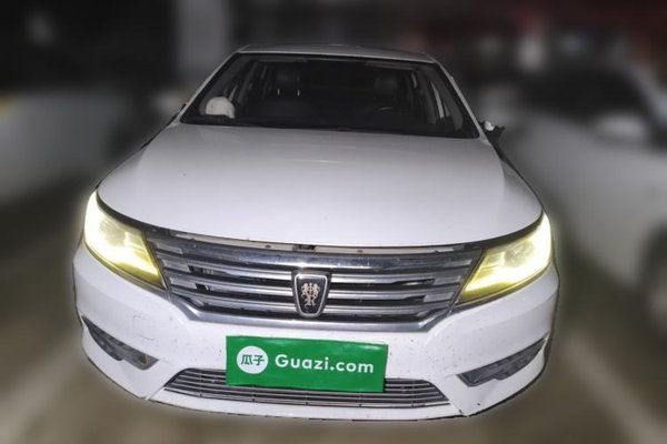 Roewe i6 2018, 176900 км, за 3455 USD