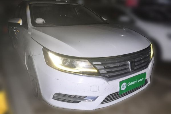 Roewe i6 2018, 176900 км, за 3455 USD