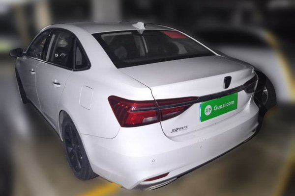 Roewe i6 2018, 176900 км, за 3455 USD