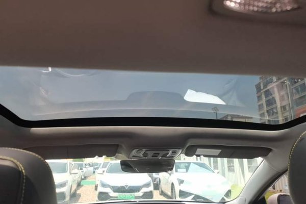 Roewe i6 MAX New Energy 2023, 31300 км, за 11350 USD - фото 21