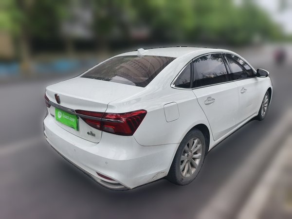 Roewe i6 New Energy 2017, 82700 км, за 4991 USD