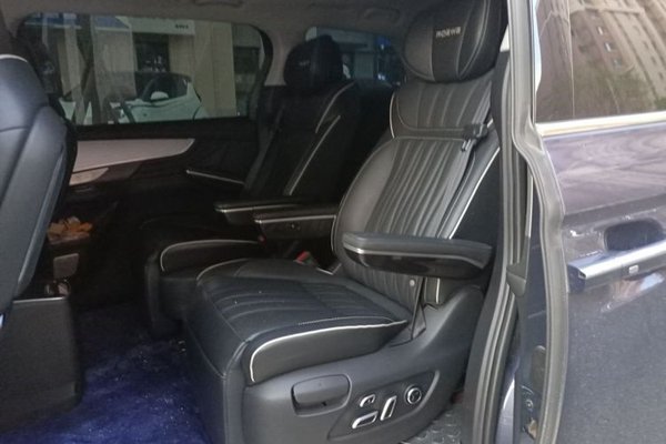Roewe iMAX8 2021, 78100 км, за 12157 USD - фото 17