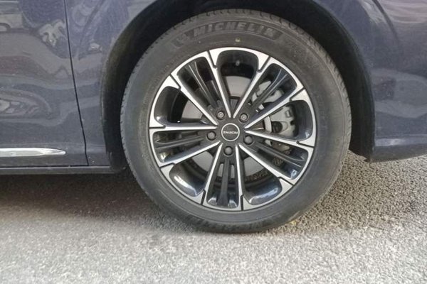 Roewe iMAX8 2021, 78100 км, за 12157 USD - фото 8