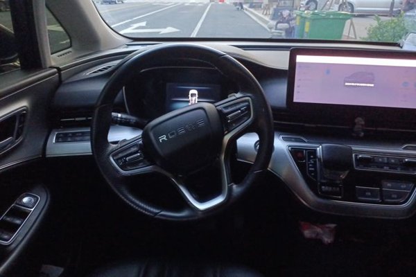 Roewe iMAX8 2021, 78100 км, за 12157 USD - фото 10
