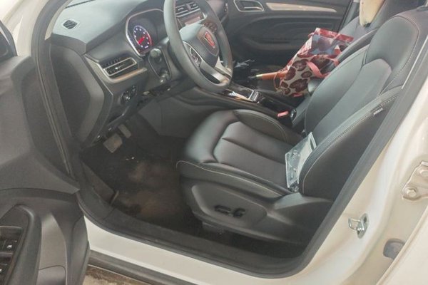 Roewe RX3 2018, 44200 км, за 5638 USD - фото 13
