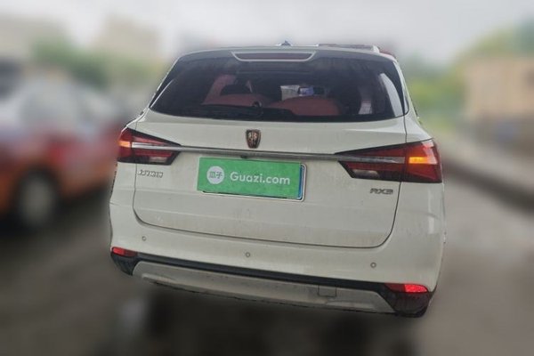 Roewe RX3 2018, 44200 км, за 5638 USD