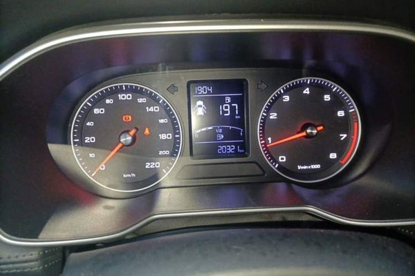 Roewe RX3 2020, 20299 км, за 4109 USD - фото 12