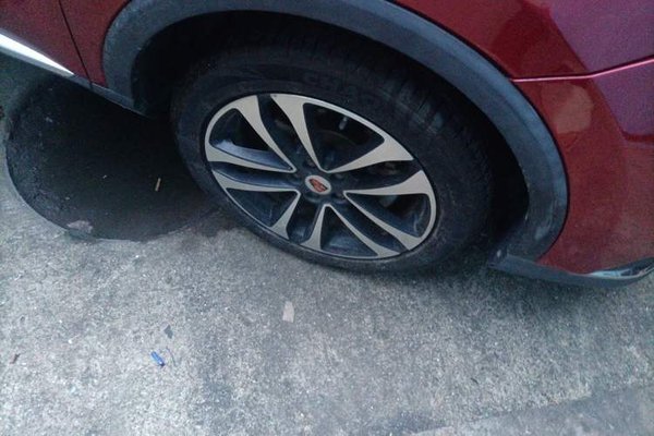 Roewe RX3 2020, 20299 км, за 4109 USD - фото 9