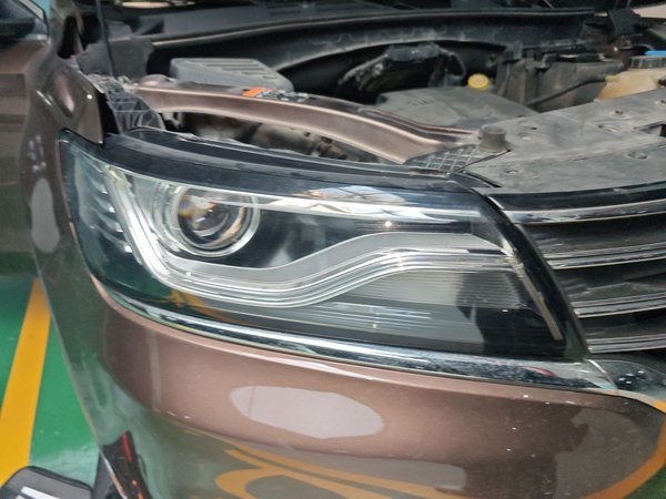 Roewe RX5 2016, 96300 км, за 4352 USD - фото 7