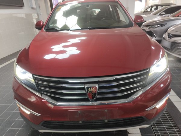 Roewe RX5 2016, 106000 км, за 4914 USD