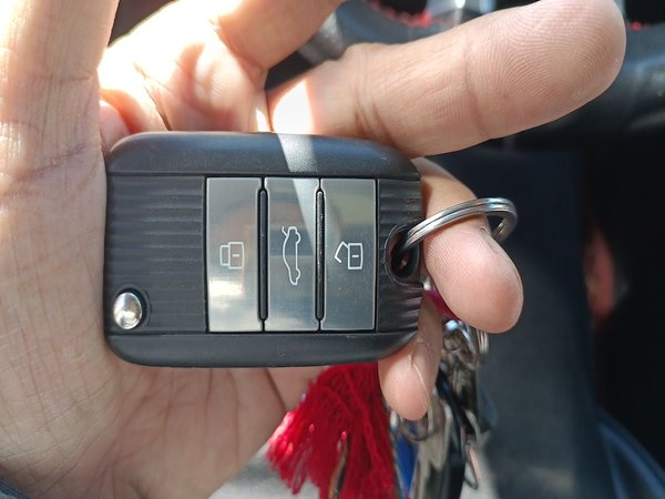 Roewe RX5 2016, 83500 км, за 3903 USD - фото 9
