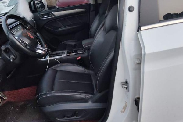 Roewe RX5 2016, 117800 км, за 4686 USD - фото 16