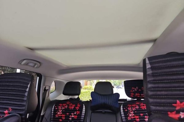 Roewe RX5 2016, 128000 км, за 5098 USD - фото 15