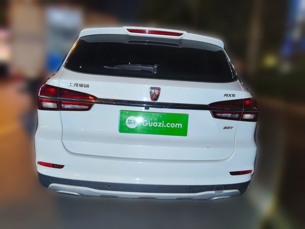 Roewe RX5 2016, 160700 км, за 3709 USD