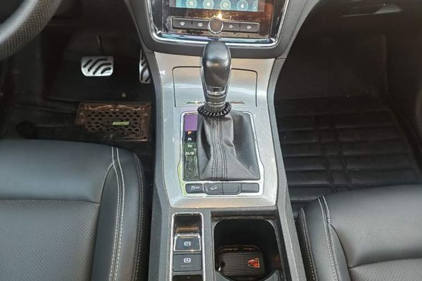 Roewe RX5 2016, 49100 км, за 6247 USD - фото 16