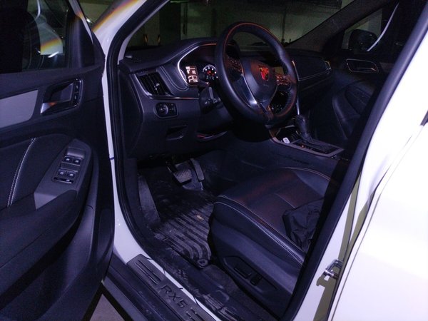 Roewe RX5 2016, 74100 км, за 4464 USD - фото 17