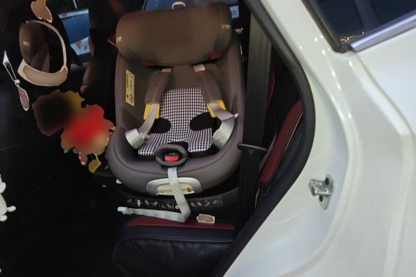 Roewe RX5 2016, 75400 км, за 4368 USD - фото 18