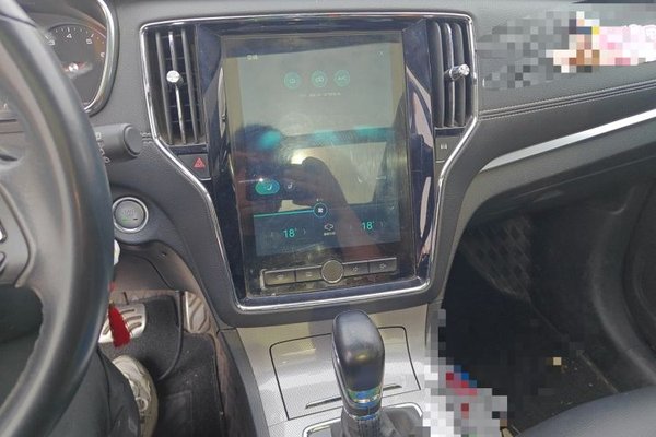 Roewe RX5 2016, 80100 км, за 4024 USD - фото 14