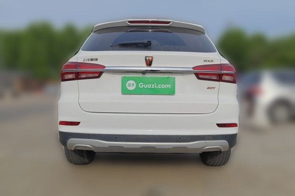 Roewe RX5 2016, 80100 км, за 4024 USD