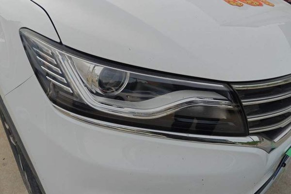 Roewe RX5 2016, 80100 км, за 4024 USD - фото 7