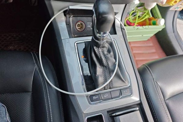 Roewe RX5 2018, за 4384 USD - фото 15
