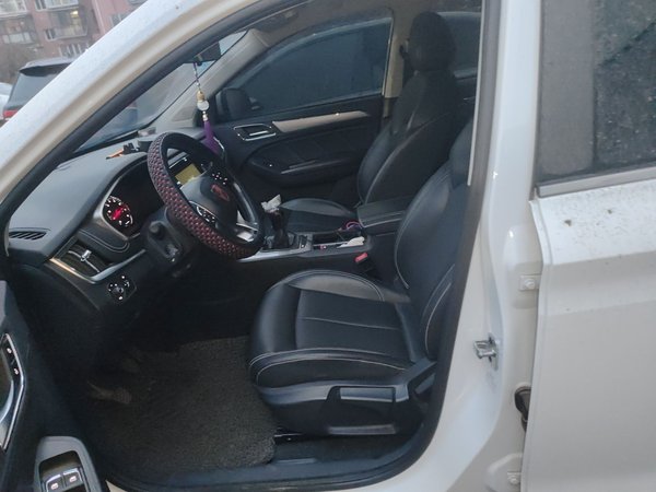 Roewe RX5 2018, 32900 км, за 5503 USD - фото 16