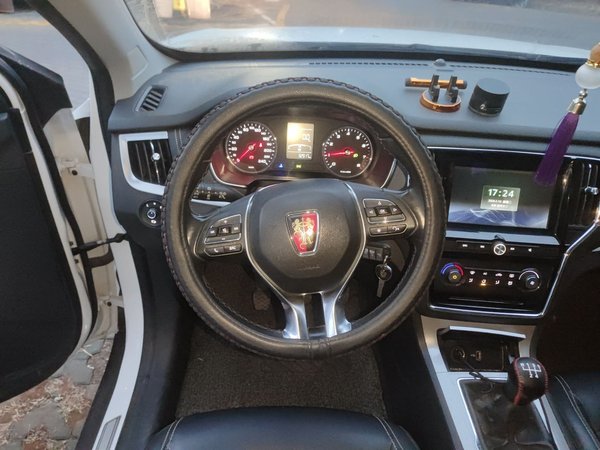 Roewe RX5 2018, 32900 км, за 5503 USD - фото 11