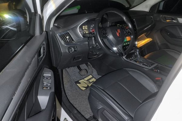 Roewe RX5 2018, 82300 км, за 4595 USD - фото 16