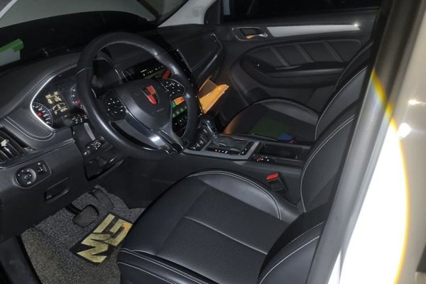 Roewe RX5 2018, 82300 км, за 4595 USD - фото 15