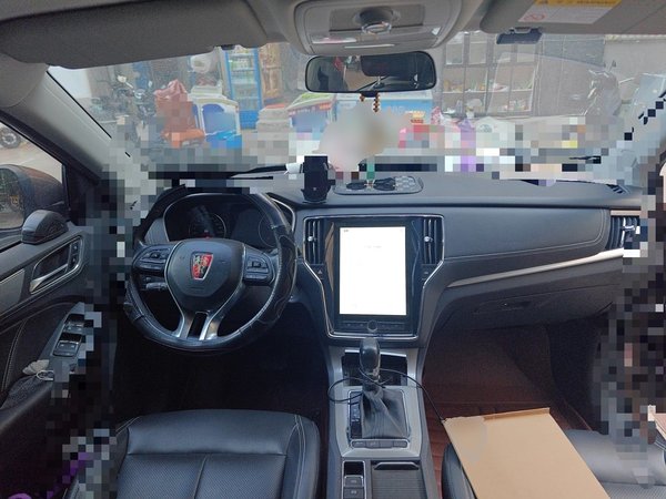 Roewe RX5 2019, 44600 км, за 5369 USD - фото 10